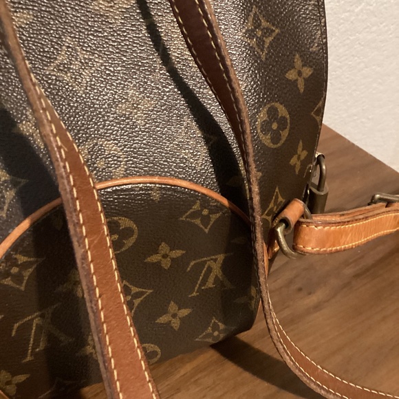 Authentic Louis Vuitton Monogram Ellipse Backpack - Picture 5 of 11